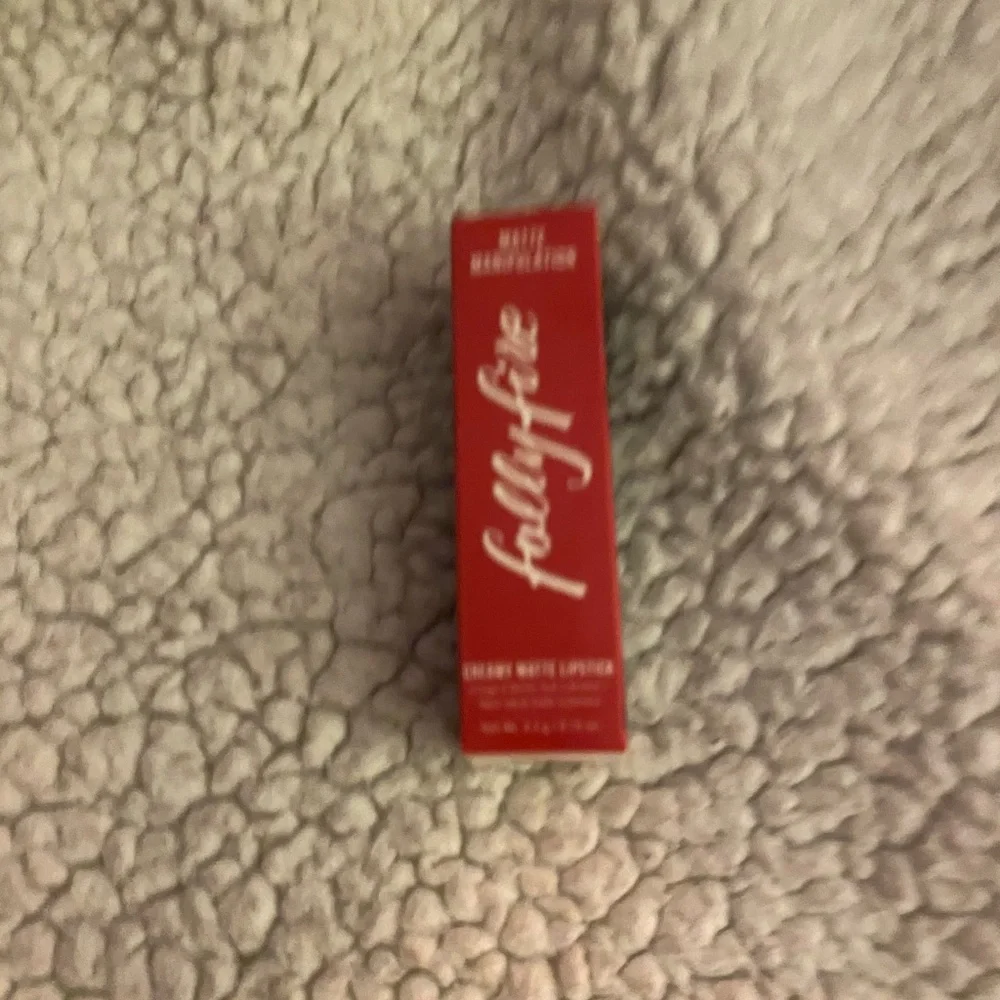 Fully Fire matte lipstick in color here to slay 💄💄💄